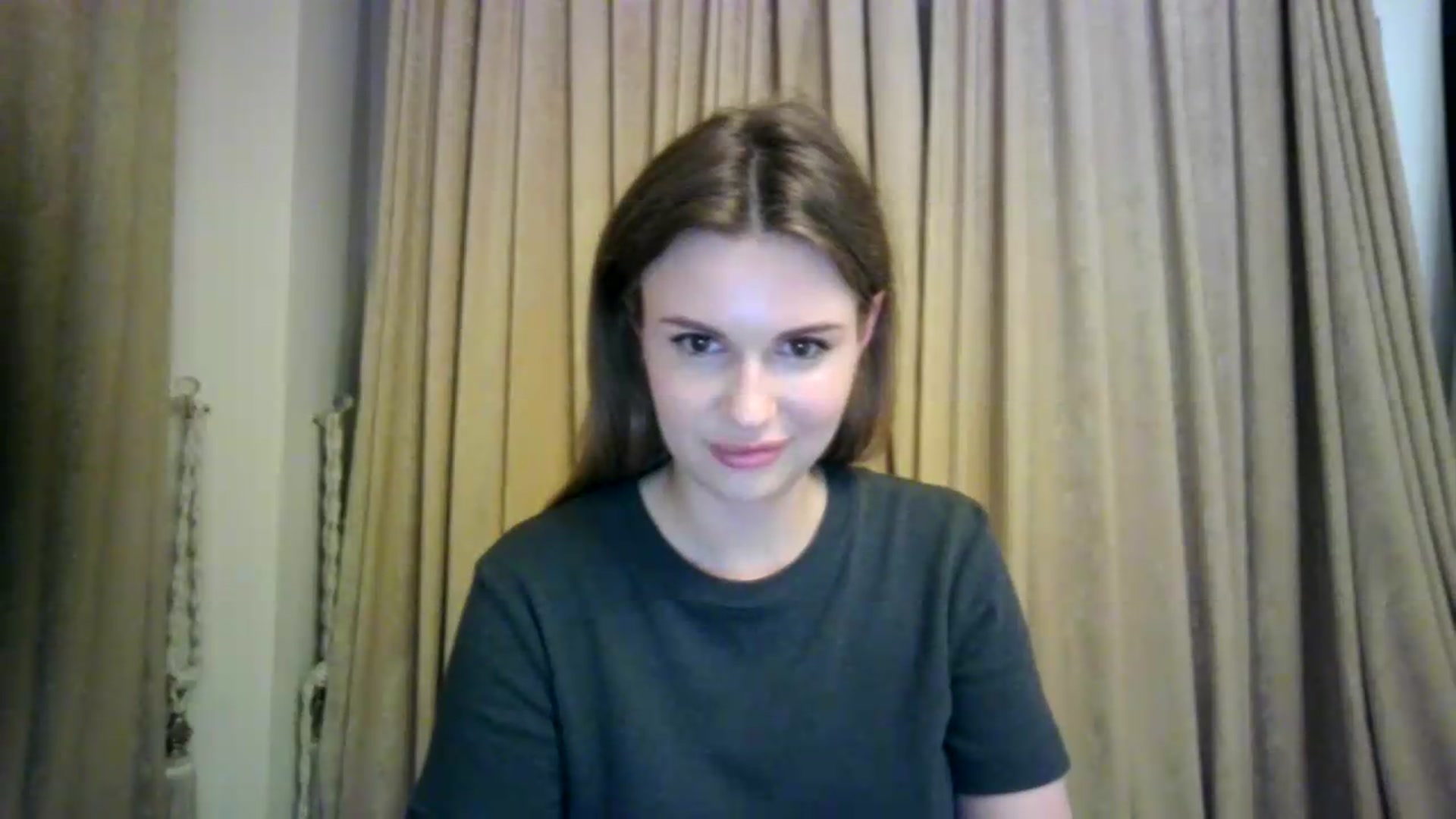 Gallery image thumbnail from Alisaaaa1's myfreecams stream on, 09/12/2026, 22:18 image 4 of 20