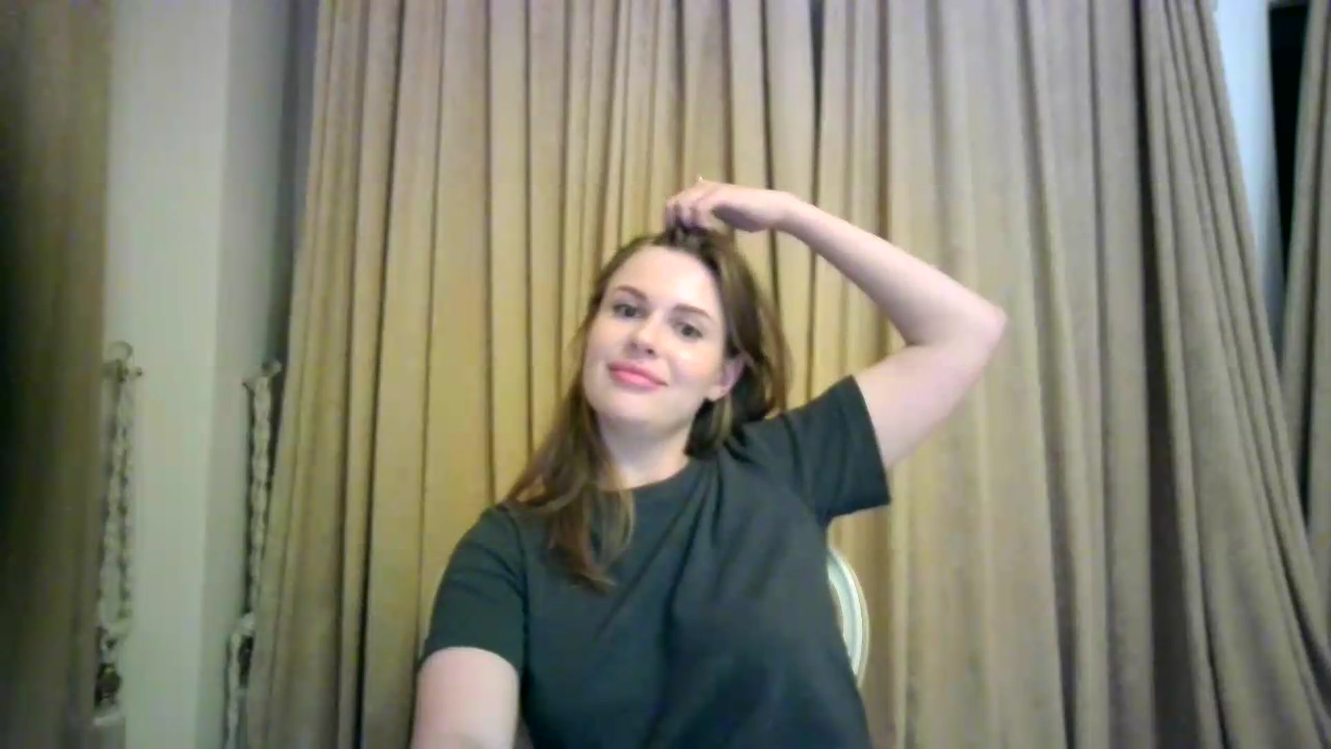 Gallery image thumbnail from Alisaaaa1's myfreecams stream on, 09/12/2026, 22:47 image 3 of 20