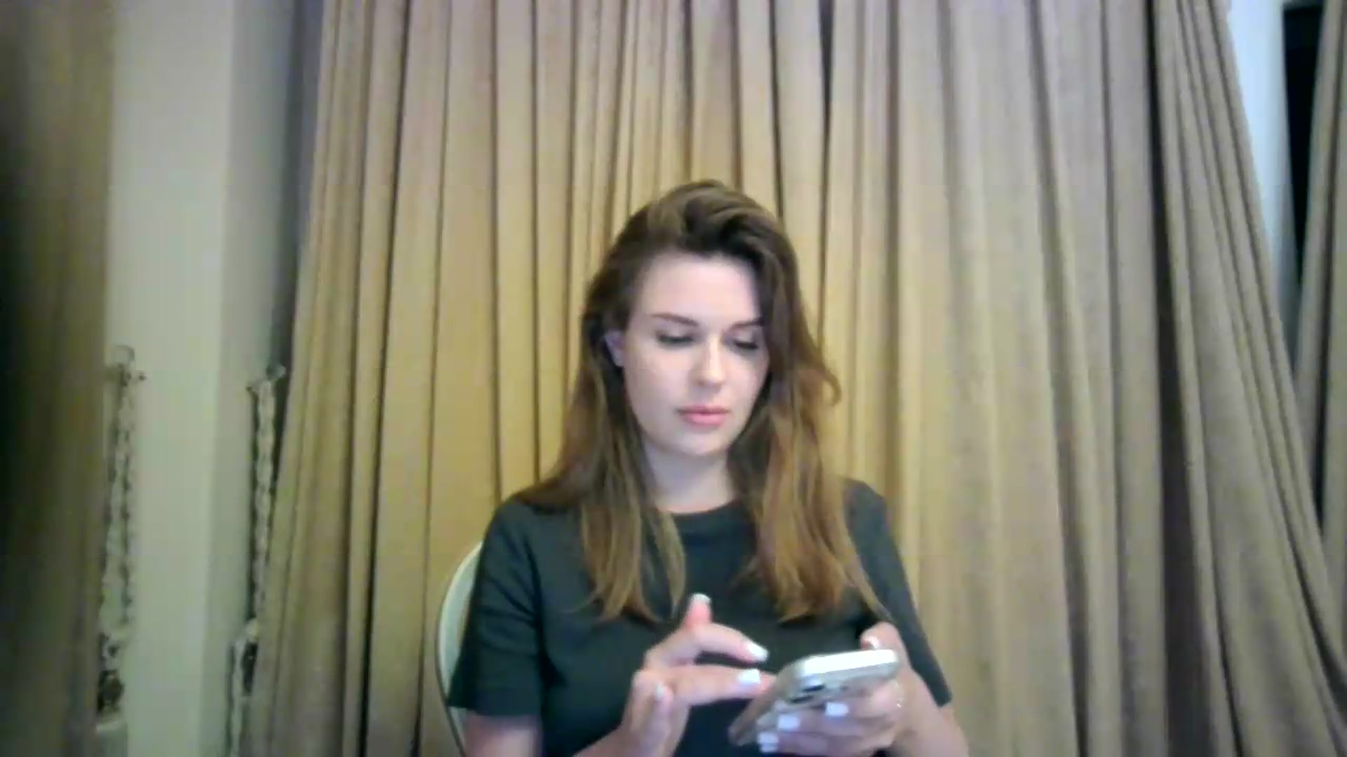 Gallery image thumbnail from Alisaaaa1's myfreecams stream on, 09/12/2026, 22:47 image 19 of 20