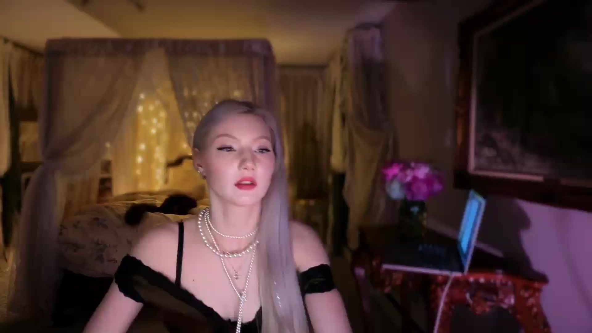 Gallery image thumbnail from Alisette's myfreecams stream on, 06/04/2026, 07:04 image 20 of 20