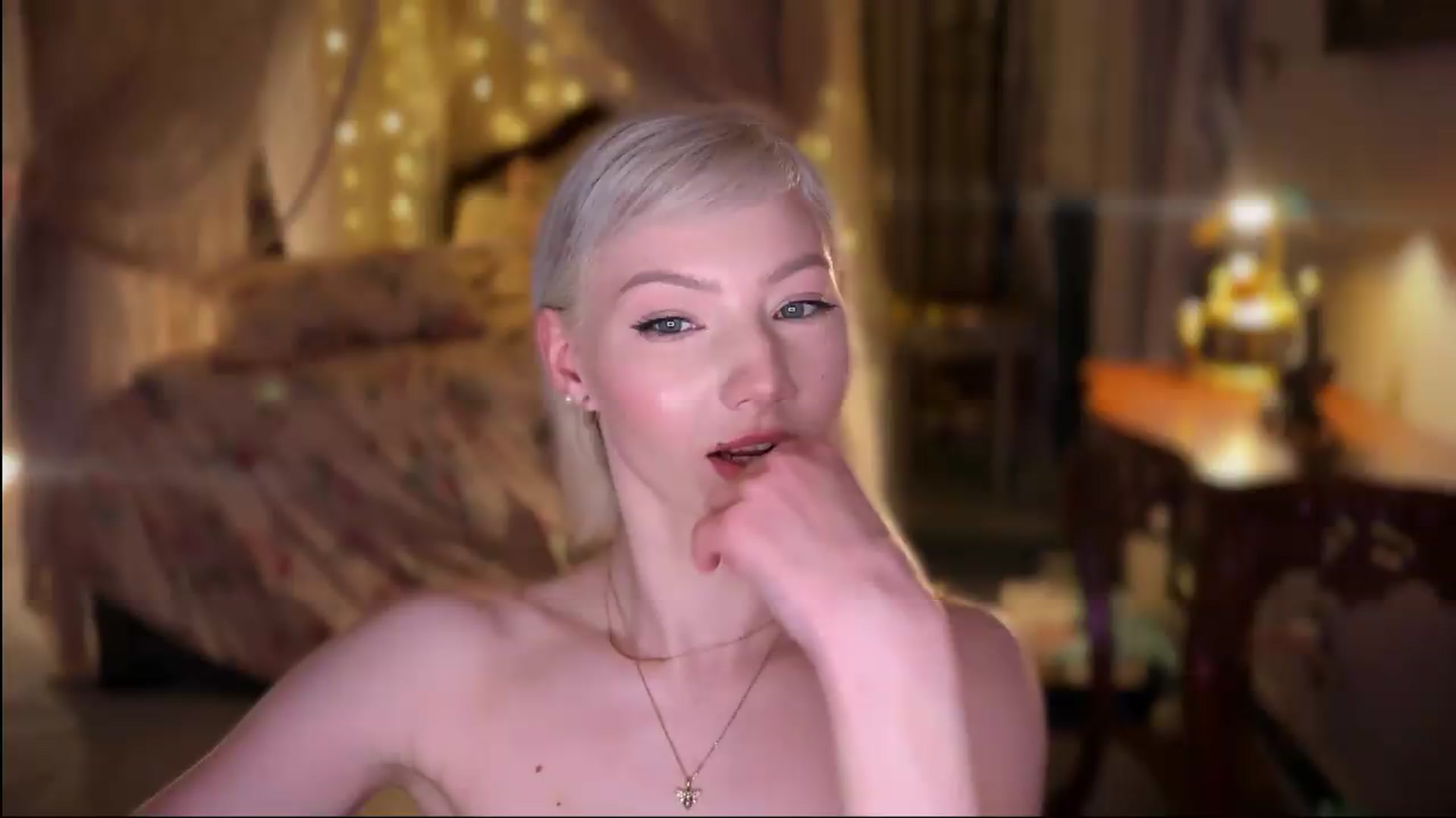 Gallery image thumbnail from Alisette's myfreecams stream on, 07/11/2026, 07:21 image 18 of 20