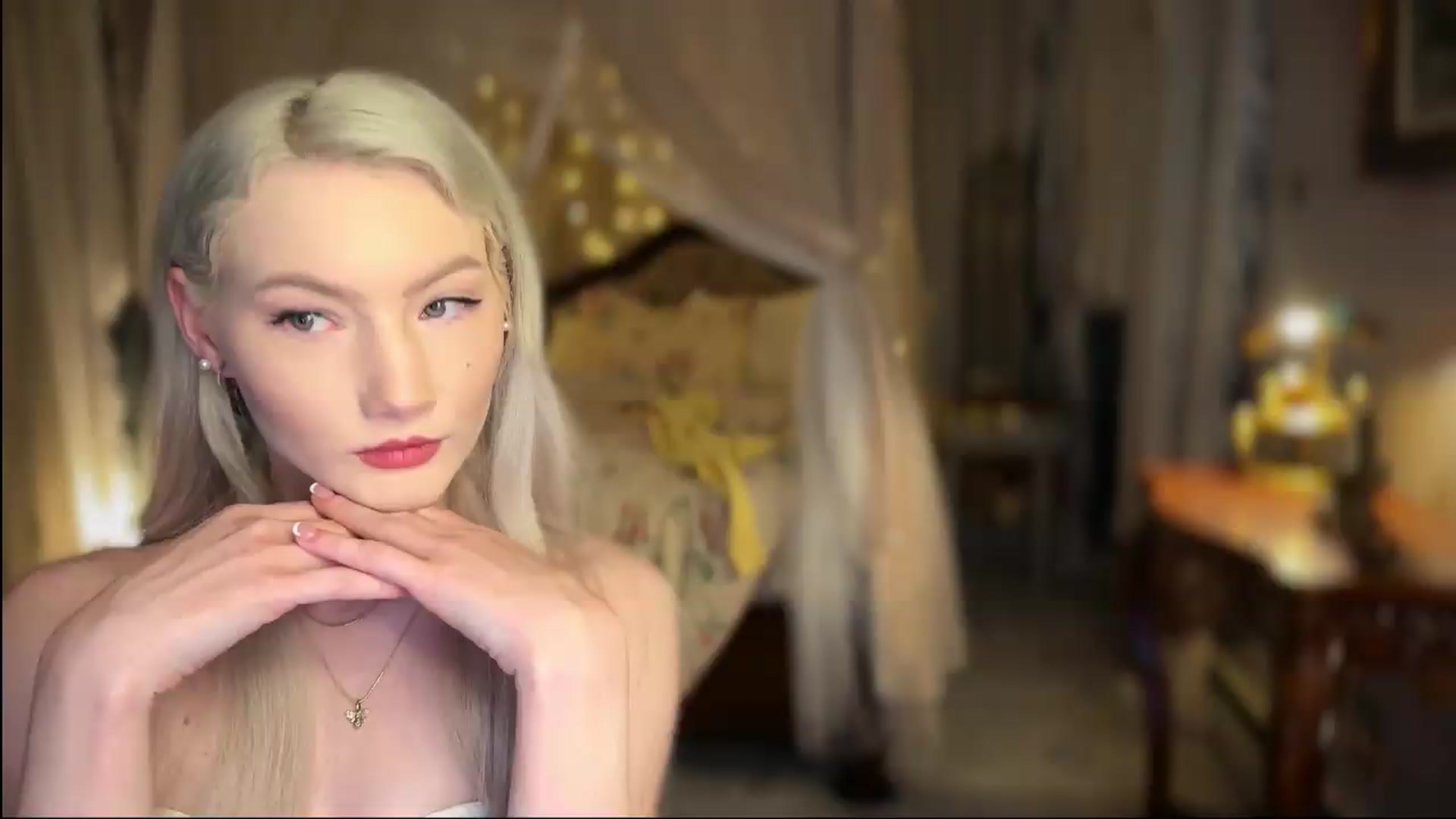Gallery image thumbnail from Alisette's myfreecams stream on, 07/21/2026, 06:50 image 10 of 20