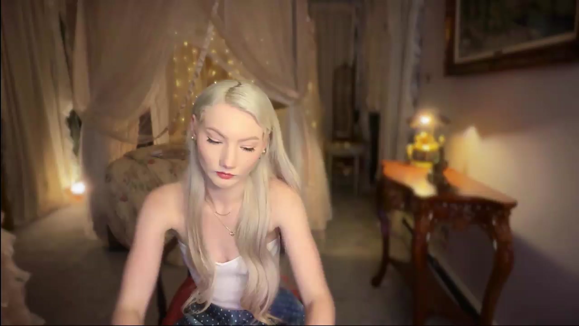 Gallery image thumbnail from Alisette's myfreecams stream on, 07/21/2026, 06:50 image 17 of 20