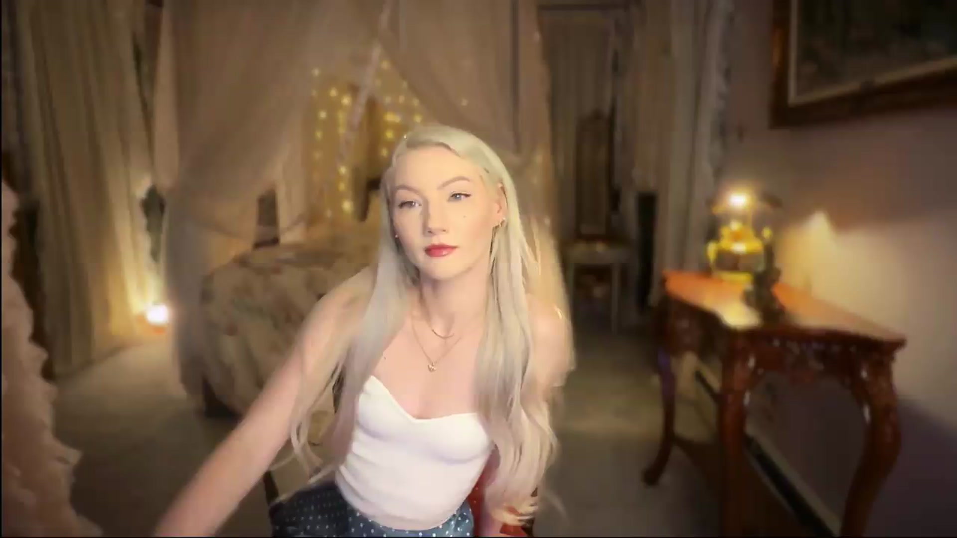 Gallery image thumbnail from Alisette's myfreecams stream on, 07/21/2026, 06:50 image 13 of 20