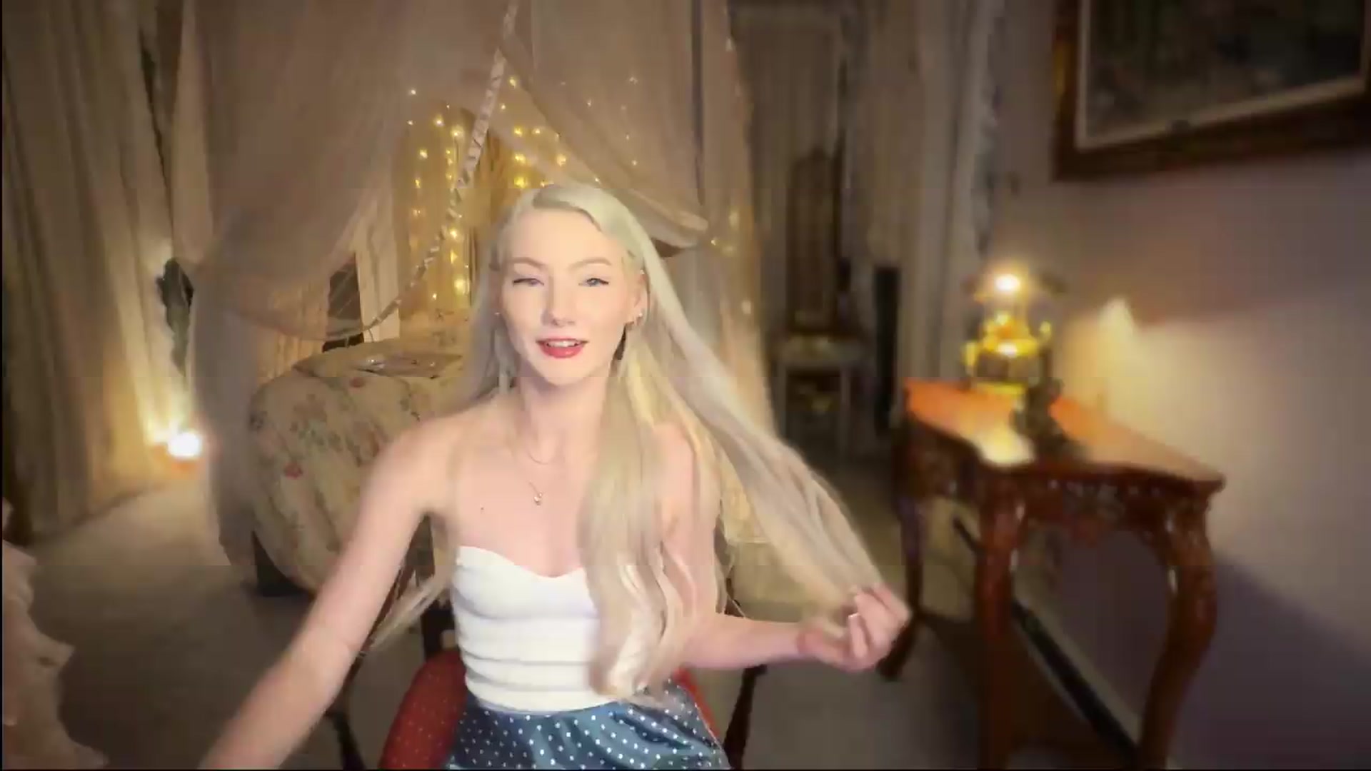 Gallery image thumbnail from Alisette's myfreecams stream on, 07/21/2026, 06:50 image 19 of 20