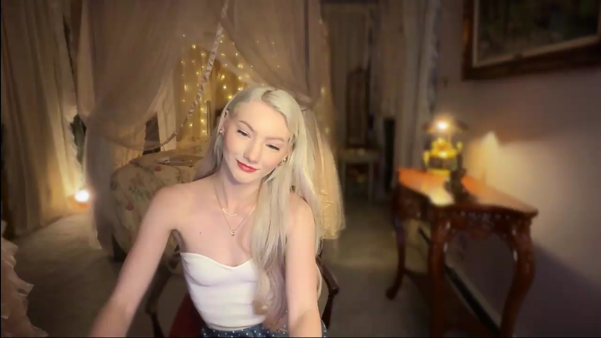 Gallery image thumbnail from Alisette's myfreecams stream on, 07/21/2026, 07:35 image 9 of 20