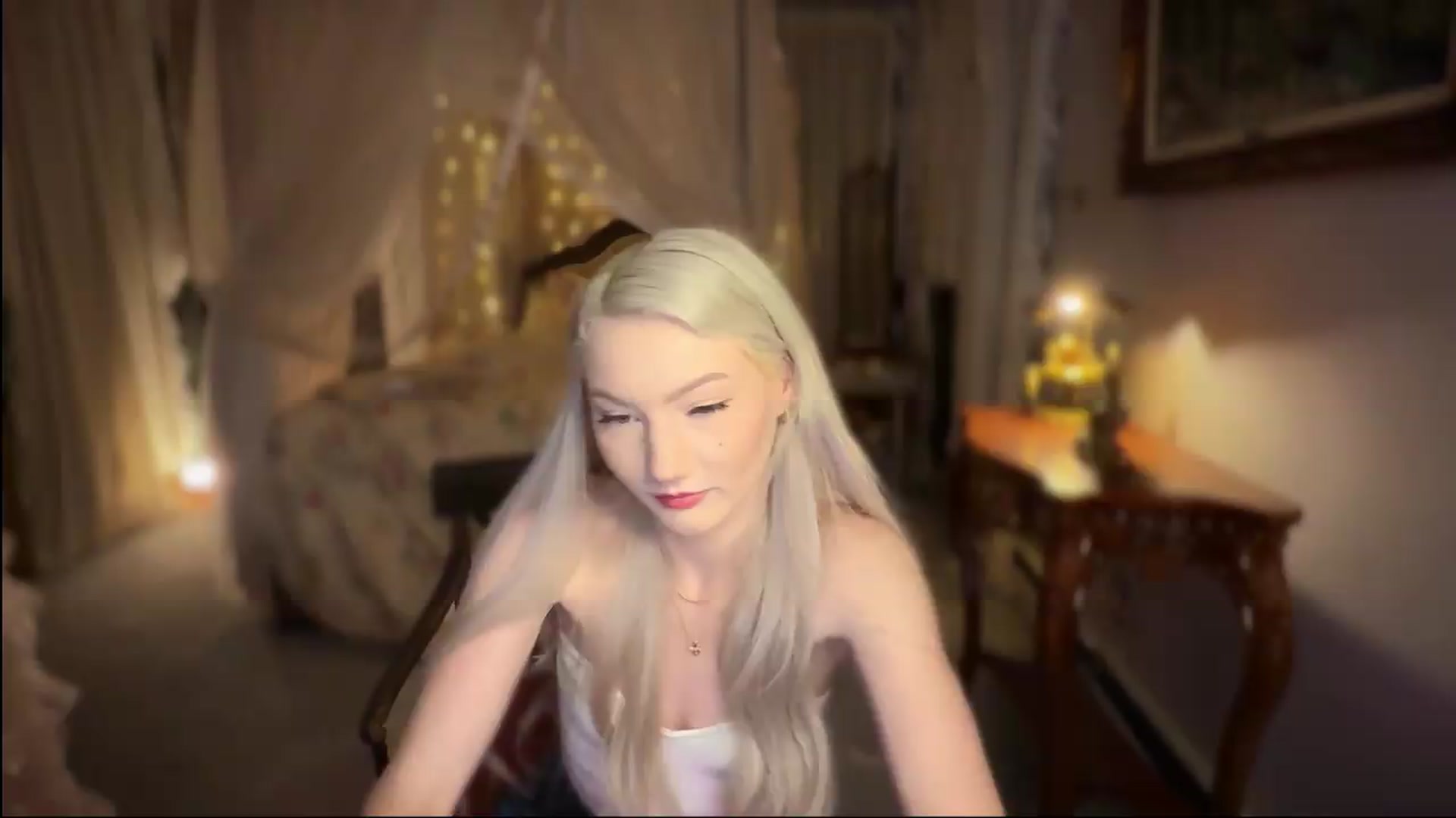 Gallery image thumbnail from Alisette's myfreecams stream on, 07/21/2026, 07:35 image 7 of 20