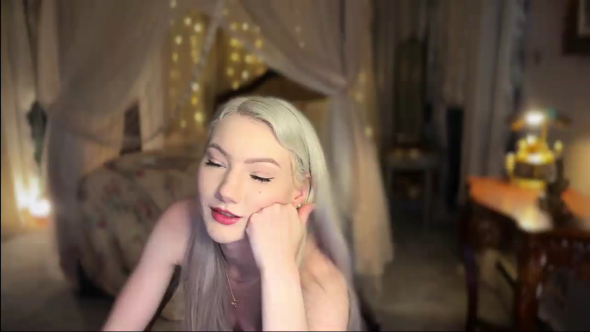 Gallery image thumbnail from Alisette's myfreecams stream on, 07/21/2026, 07:35 image 3 of 20