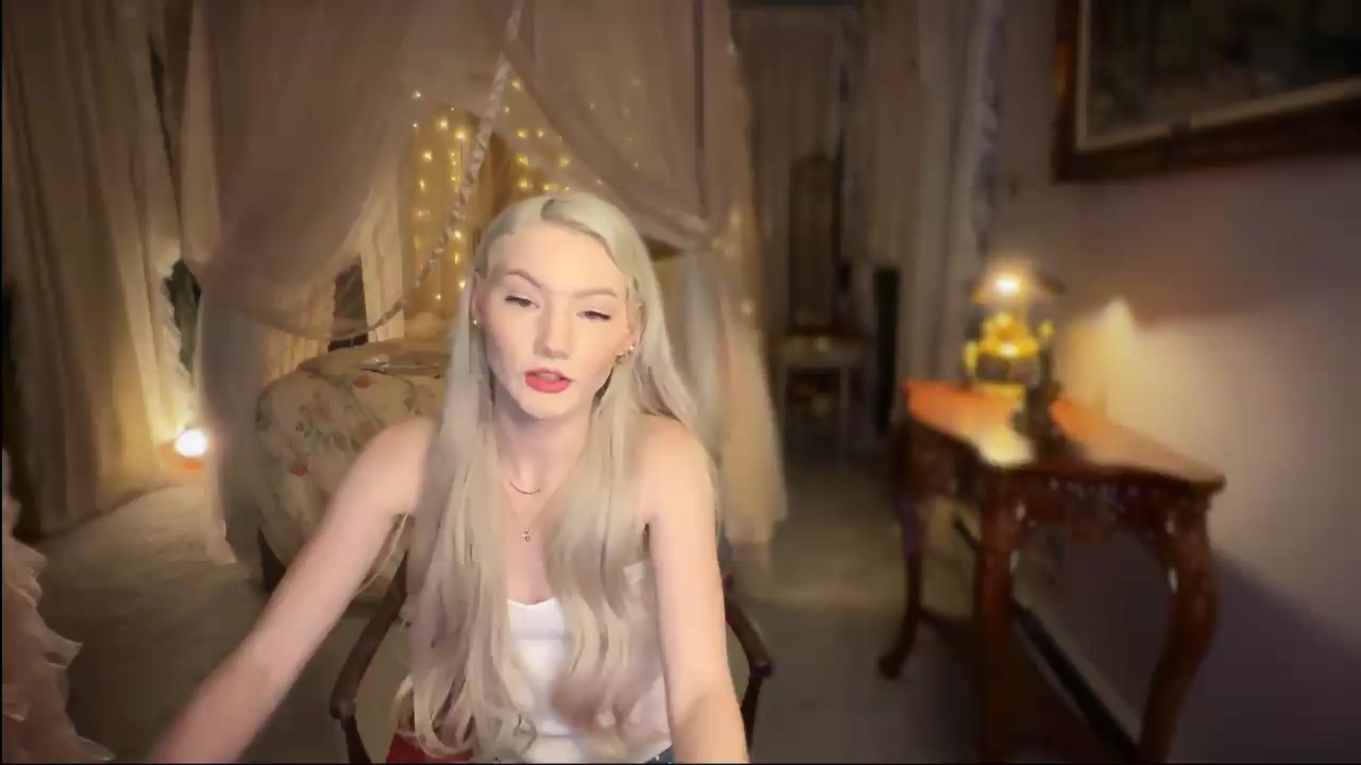 Gallery image thumbnail from Alisette's myfreecams stream on, 07/21/2026, 07:35 image 19 of 20