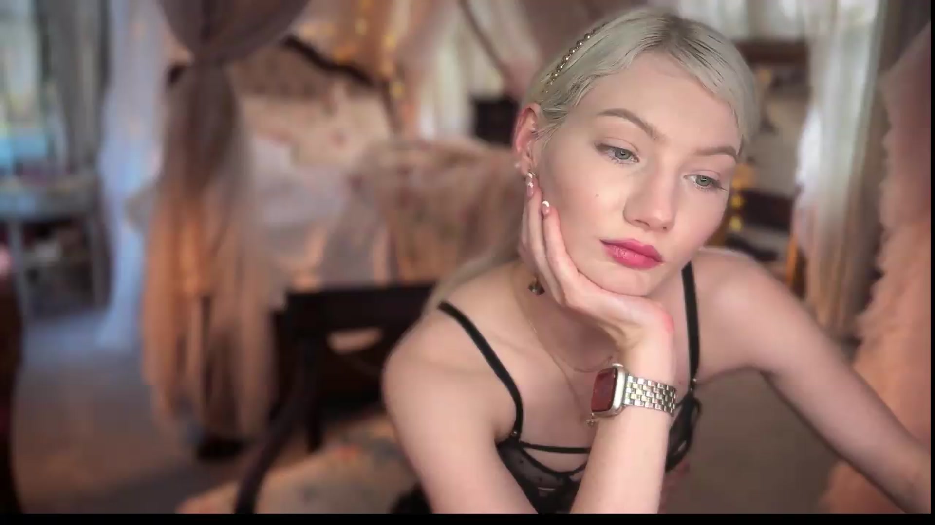 Gallery image thumbnail from Alisette's myfreecams stream on, 07/31/2026, 22:14 image 12 of 20