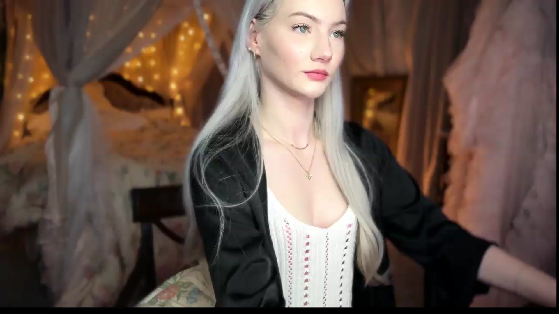 Gallery image thumbnail from Alisette's myfreecams stream on, 08/02/2026, 05:18 image 20 of 20