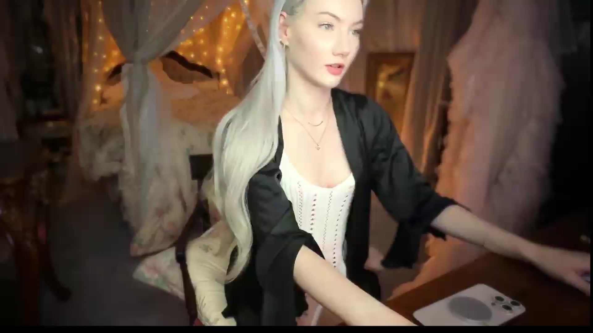 Gallery image thumbnail from Alisette's myfreecams stream on, 08/02/2026, 05:18 image 5 of 20