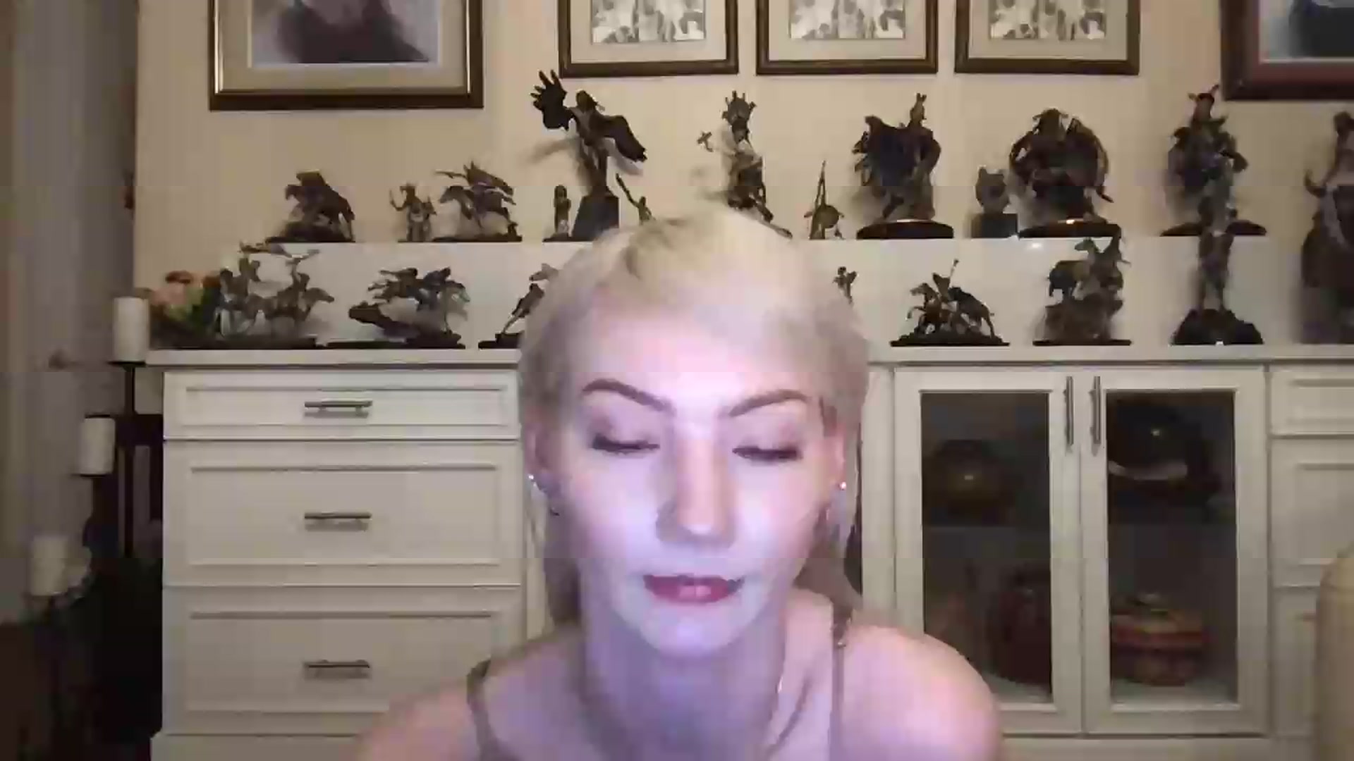 Gallery image thumbnail from Alisette's myfreecams stream on, 08/24/2026, 05:07 image 1 of 20