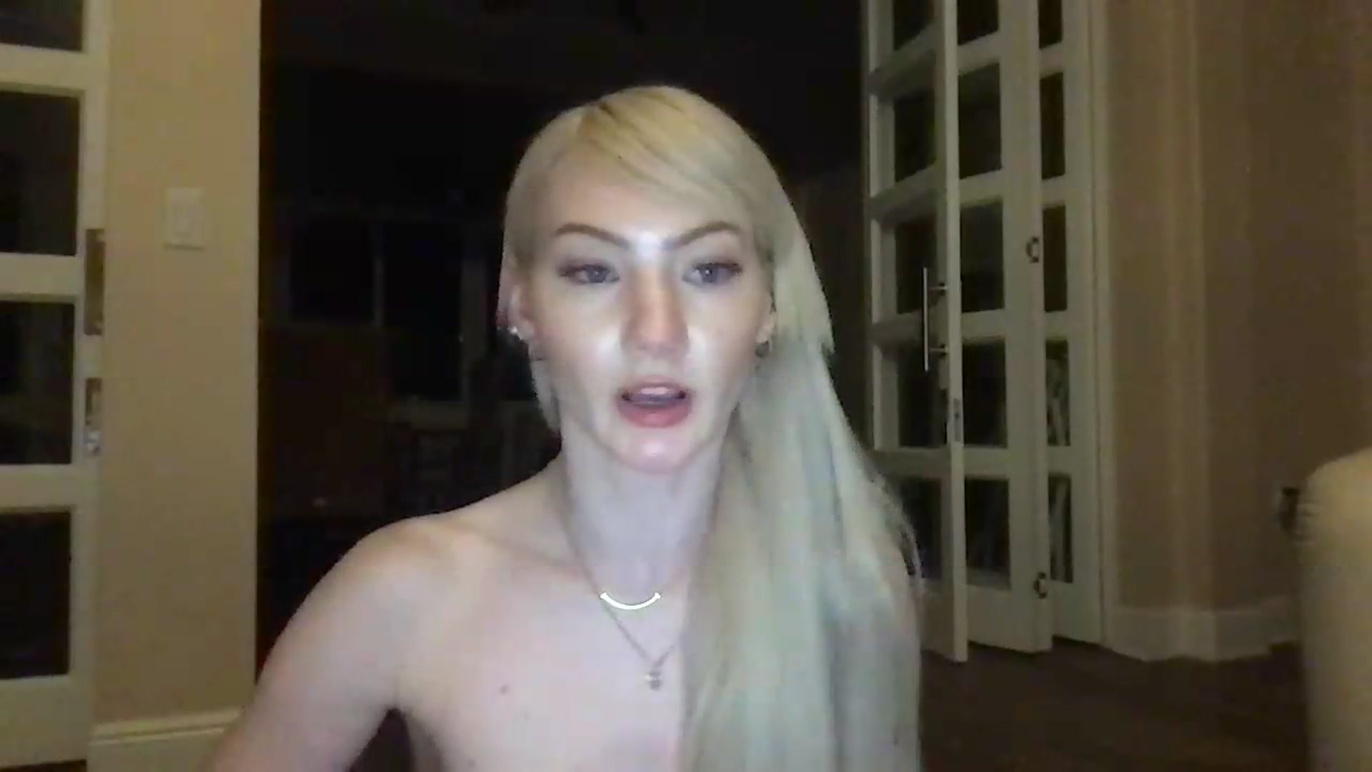Gallery image thumbnail from Alisette's myfreecams stream on, 08/24/2026, 09:19 image 14 of 20