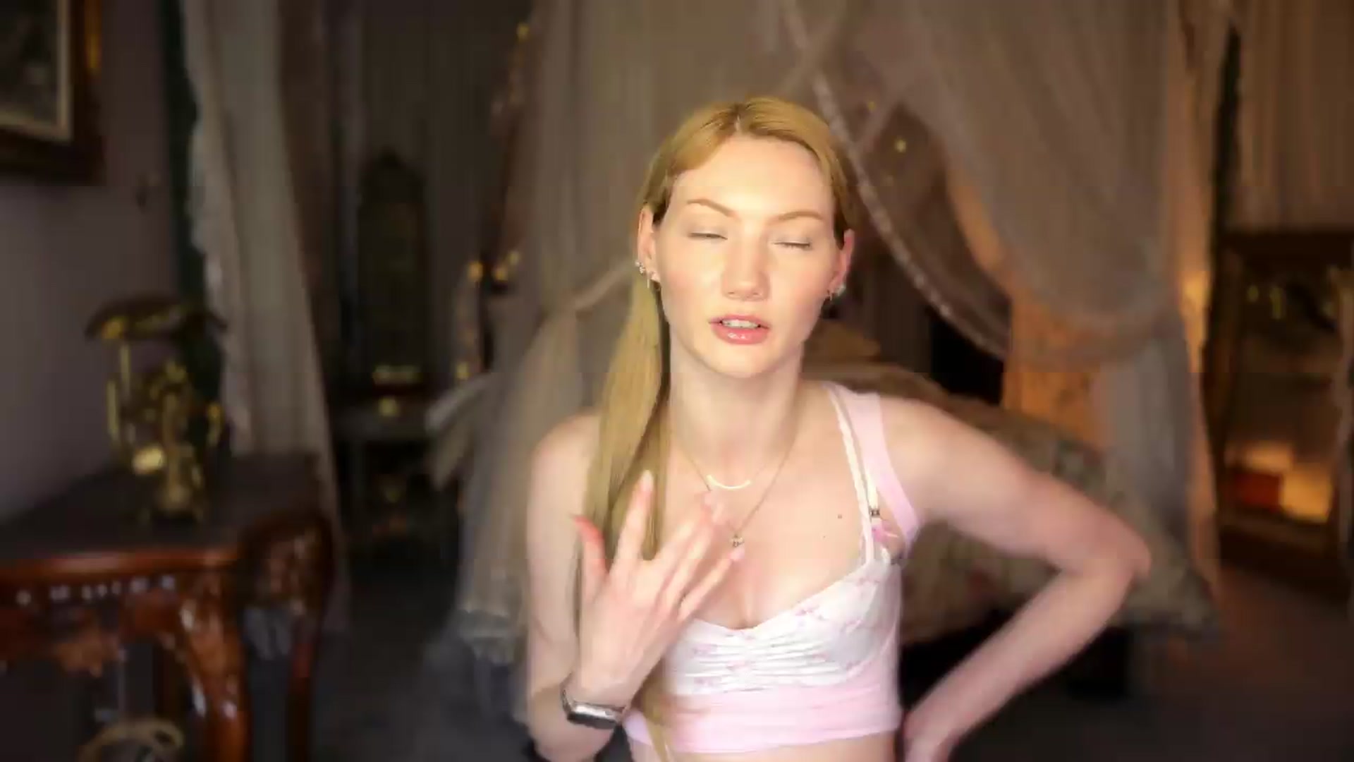 Gallery image thumbnail from Alisette's myfreecams stream on, 09/14/2026, 05:46 image 1 of 20