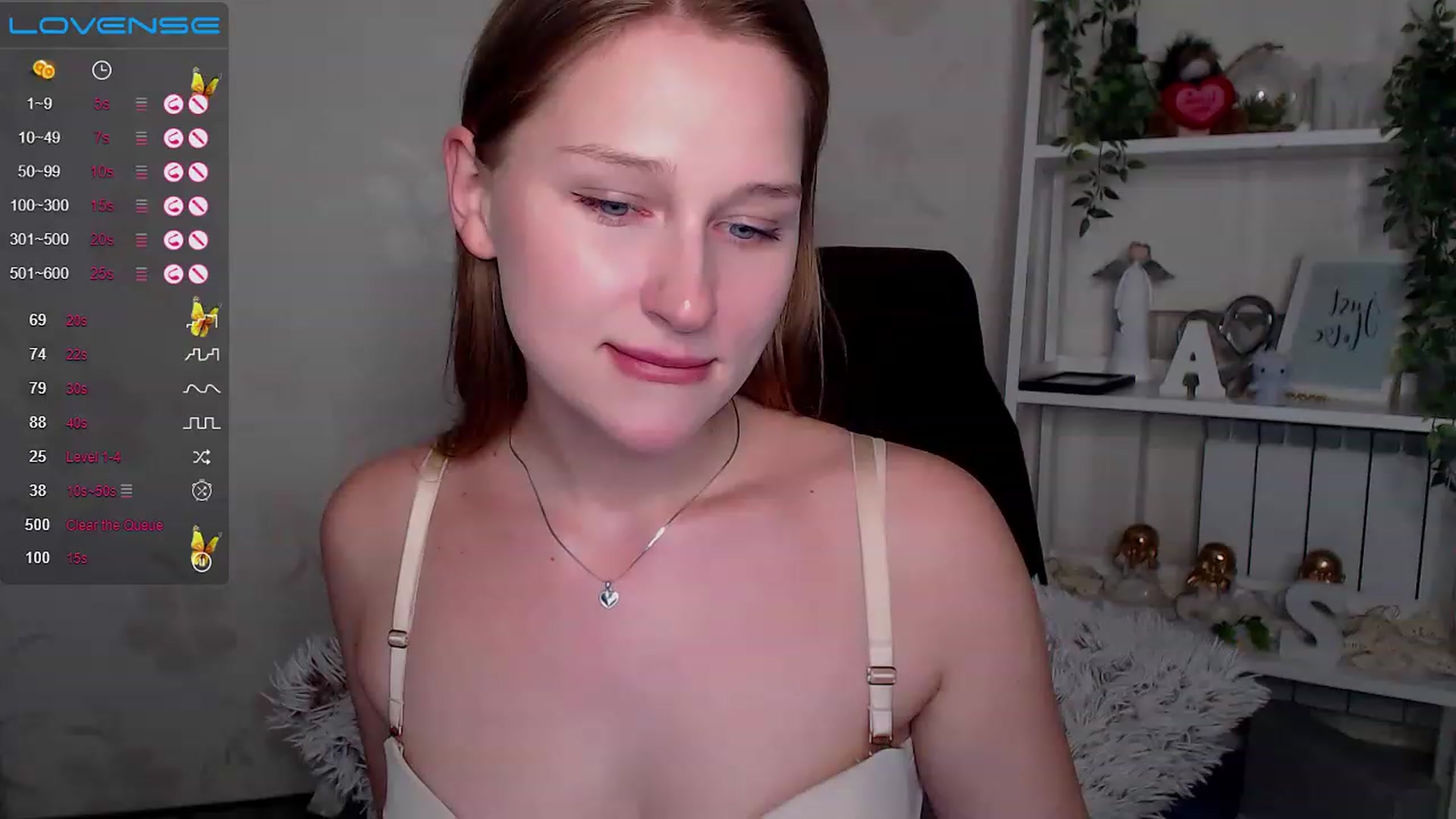 Gallery image thumbnail from AlishaBerk's myfreecams stream on, 02/17/2023, 16:41 image 13 of 20
