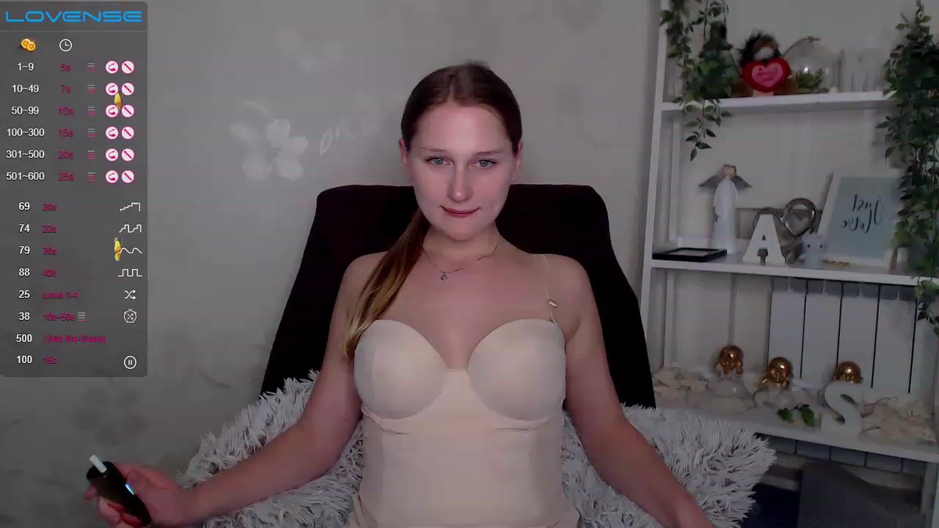 Gallery image thumbnail from AlishaBerk's myfreecams stream on, 02/17/2023, 17:48 image 5 of 20