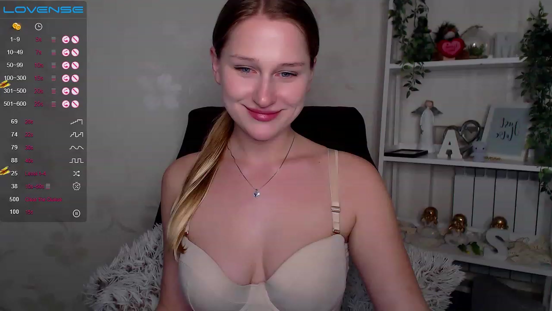 Gallery image thumbnail from AlishaBerk's myfreecams stream on, 02/17/2023, 17:48 image 9 of 20