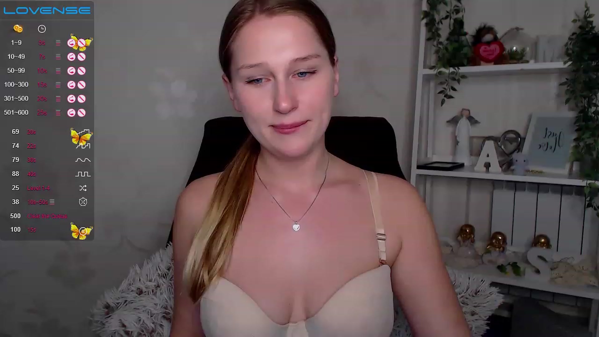 Gallery image thumbnail from AlishaBerk's myfreecams stream on, 02/17/2023, 17:48 image 6 of 20