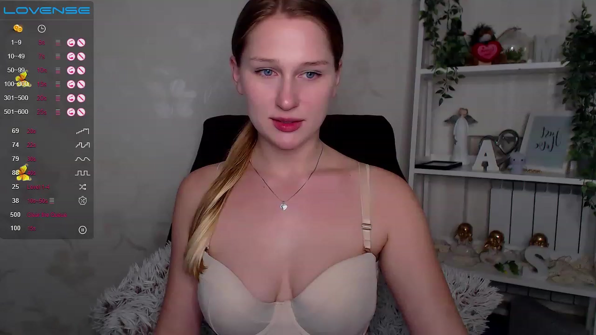 Gallery image thumbnail from AlishaBerk's myfreecams stream on, 02/17/2023, 17:48 image 10 of 20