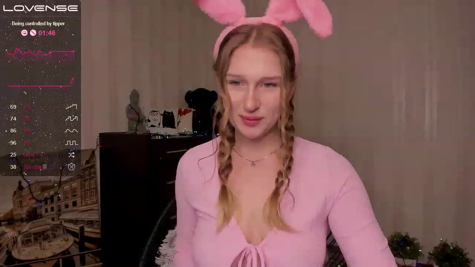 Gallery image thumbnail from AlishaBerk's myfreecams stream on, 02/19/2023, 15:52 image 12 of 20