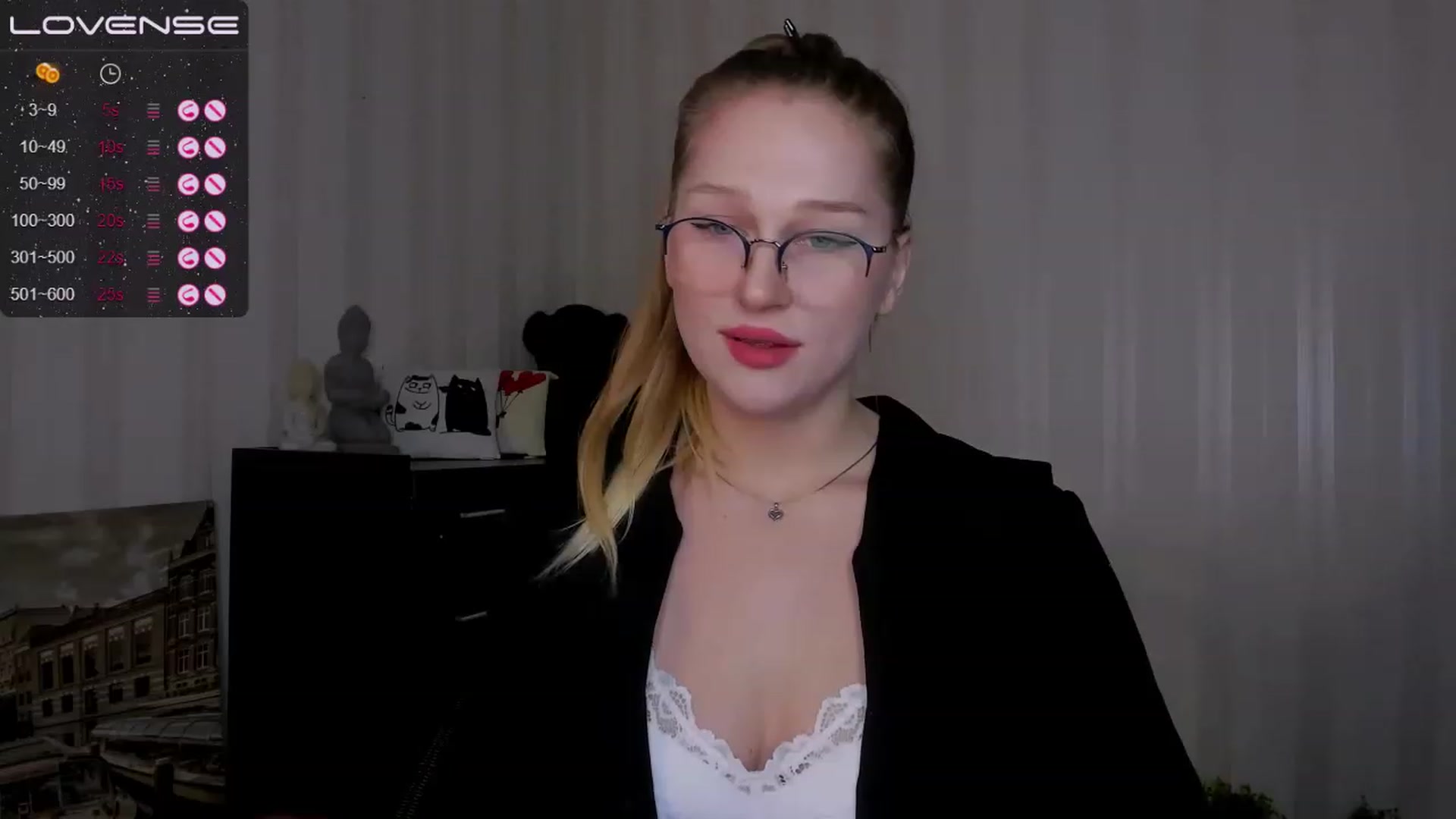 Gallery image thumbnail from AlishaBerk's myfreecams stream on, 02/26/2023, 16:20 image 8 of 20