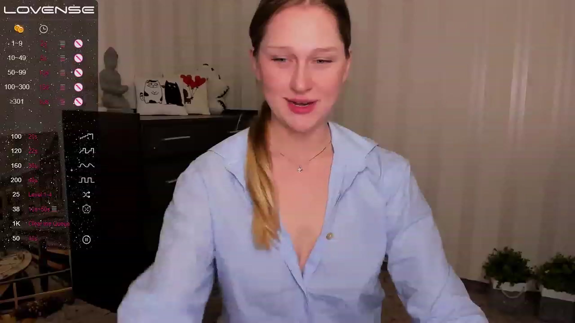 Gallery image thumbnail from AlishaBerk's myfreecams stream on, 03/07/2023, 12:32 image 12 of 20