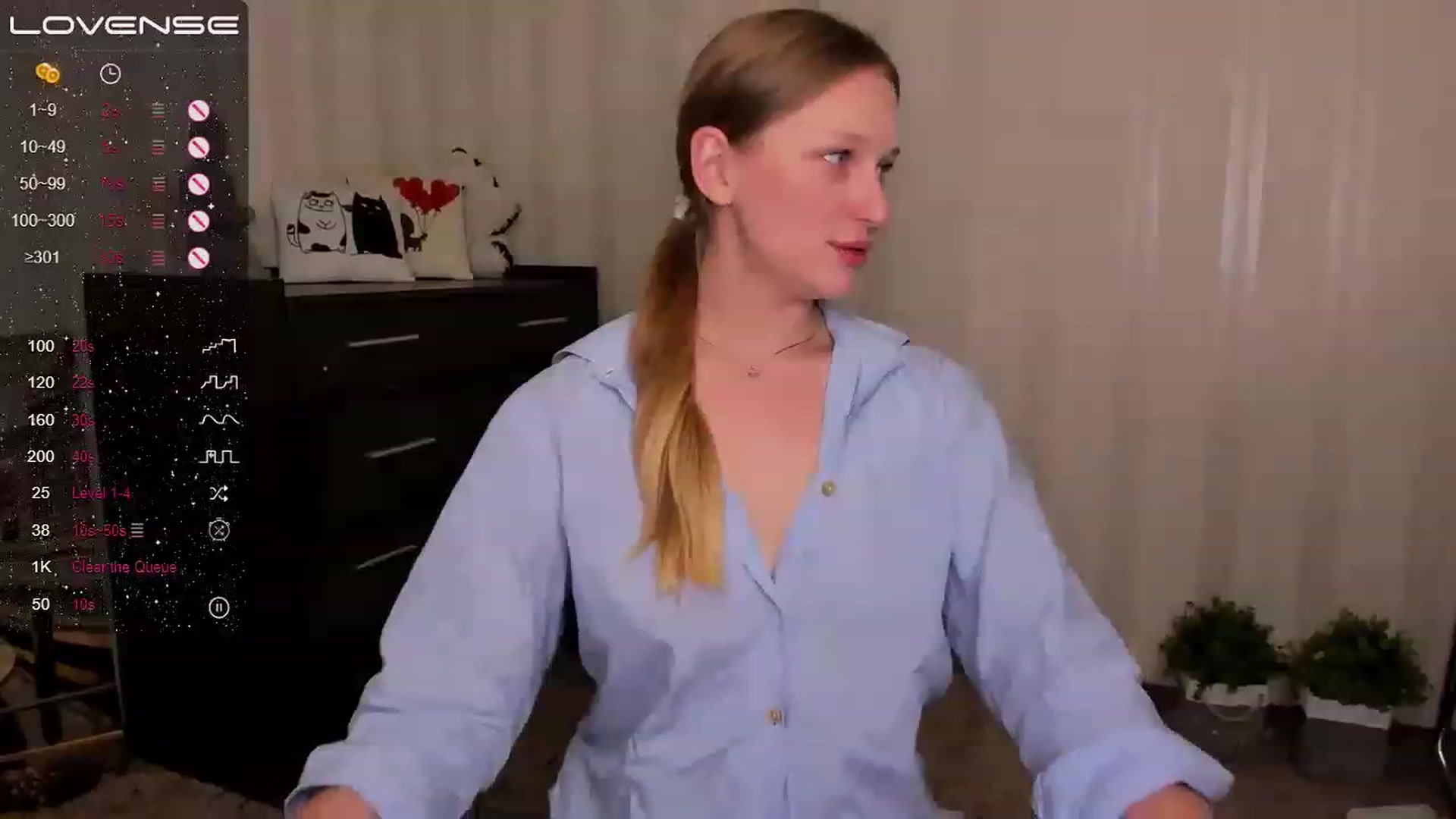 Gallery image thumbnail from AlishaBerk's myfreecams stream on, 03/07/2023, 12:32 image 18 of 20