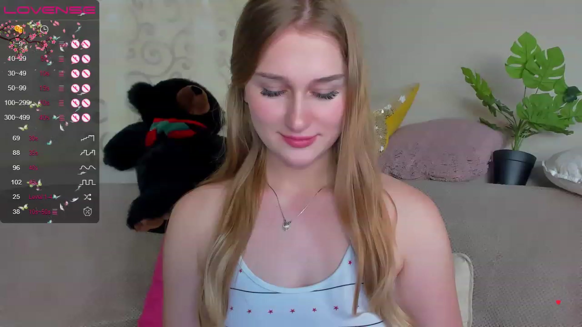 Gallery image thumbnail from AlishaBerk's myfreecams stream on, 04/22/2023, 10:01 image 2 of 20