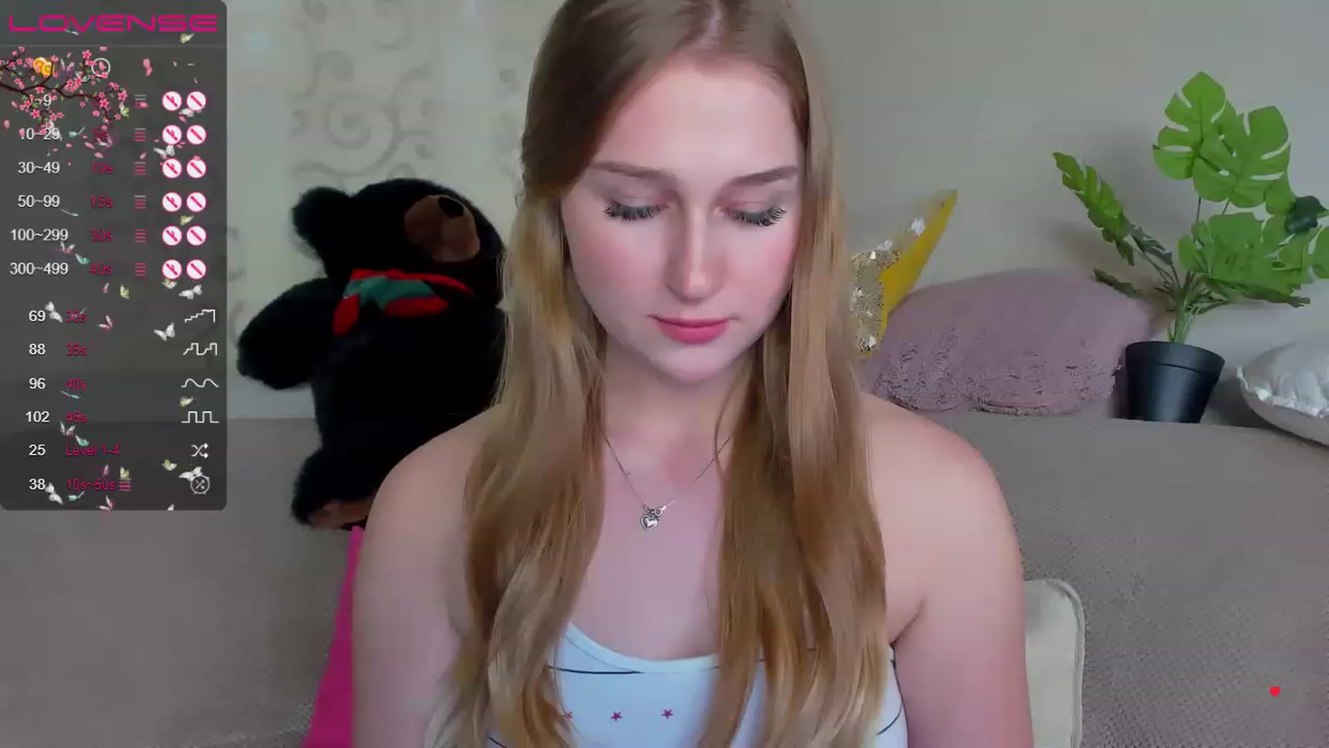 Gallery image thumbnail from AlishaBerk's myfreecams stream on, 04/22/2023, 10:01 image 4 of 20