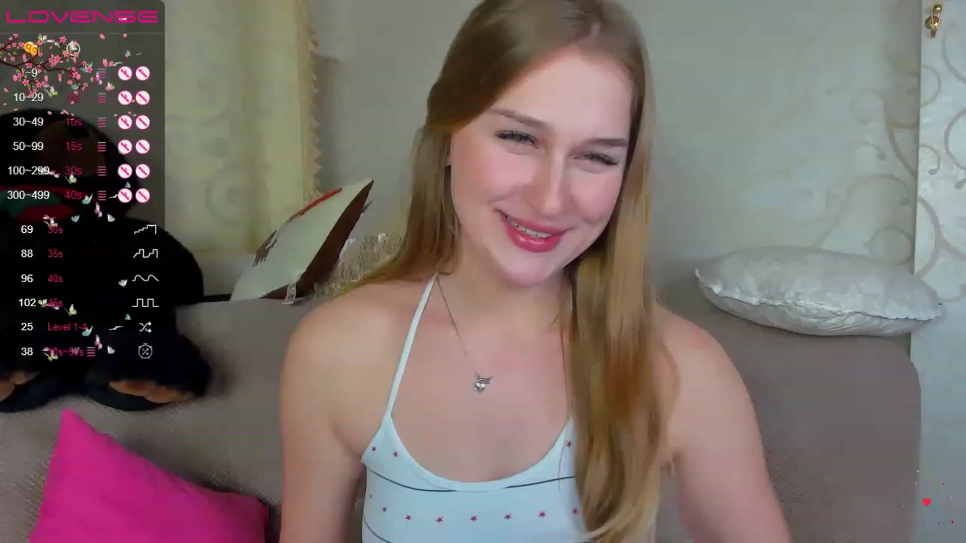 Gallery image thumbnail from AlishaBerk's myfreecams stream on, 04/22/2023, 10:01 image 7 of 20