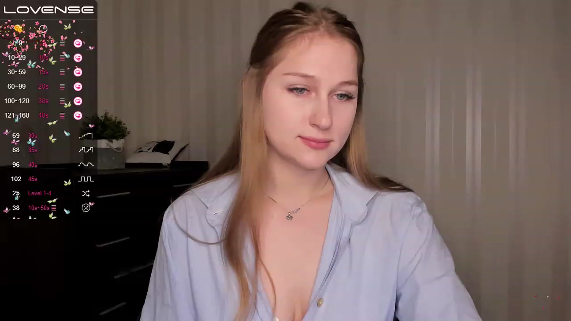 Gallery image thumbnail from AlishaBerk's myfreecams stream on, 04/27/2023, 08:08 image 9 of 20