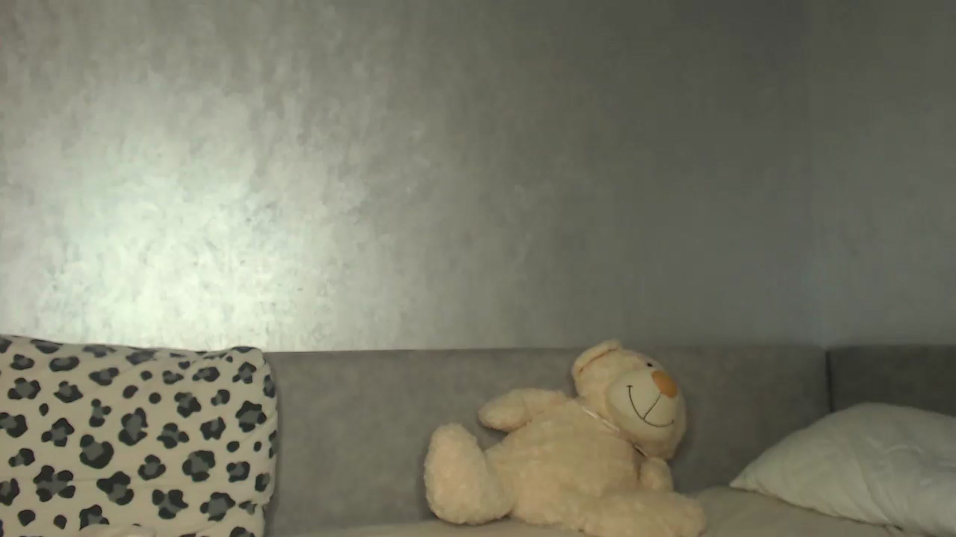 Gallery image thumbnail from AlishaPrice's myfreecams stream on, 03/16/2024, 23:03 image 20 of 20