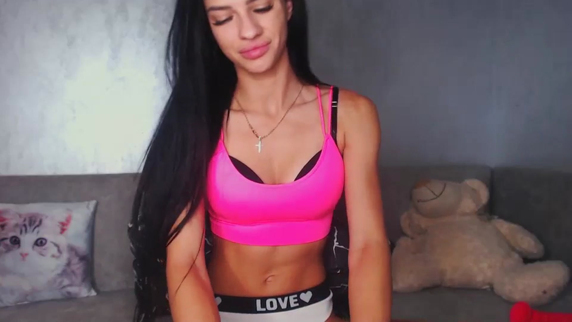 Gallery image thumbnail from AlishaPrice's myfreecams stream on, 09/17/2024, 04:16 image 18 of 20