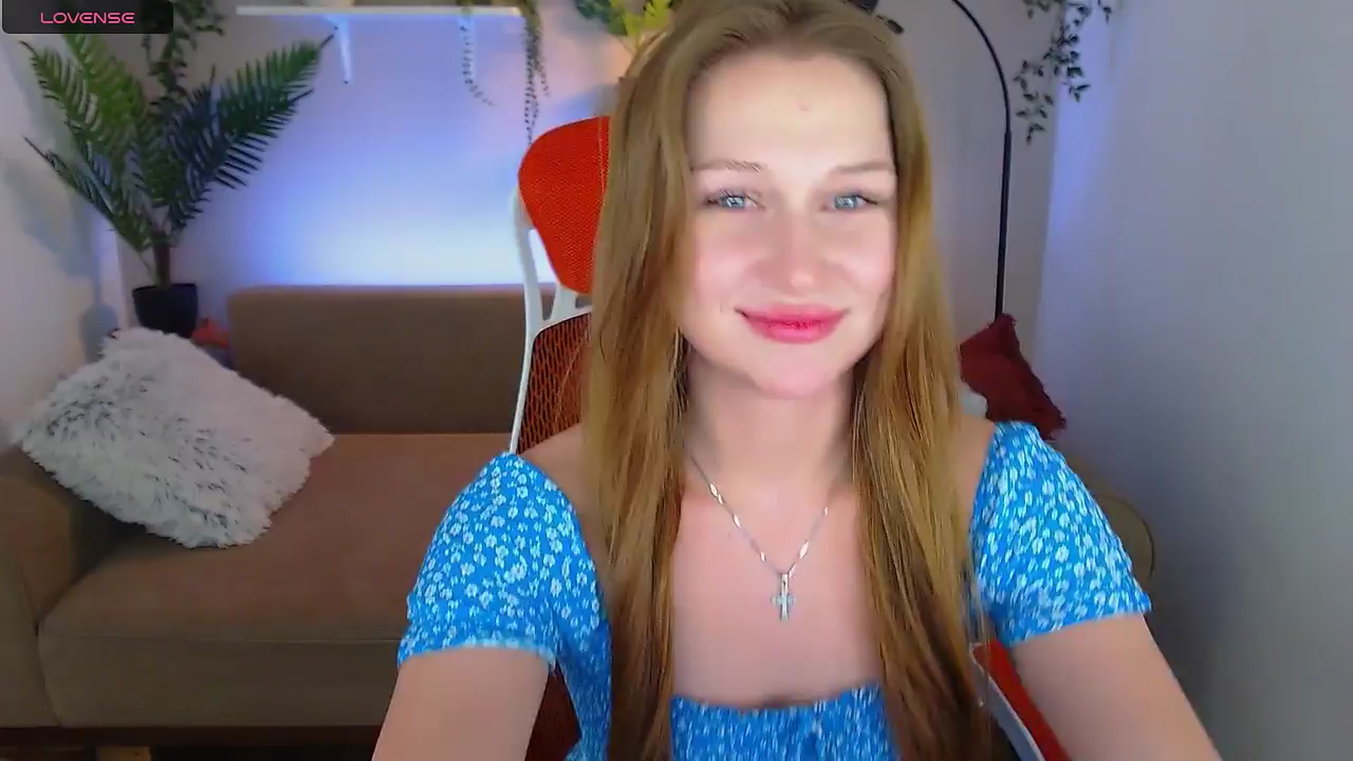 Gallery image thumbnail from AlishaX's myfreecams stream on, 03/21/2024, 16:22 image 11 of 20