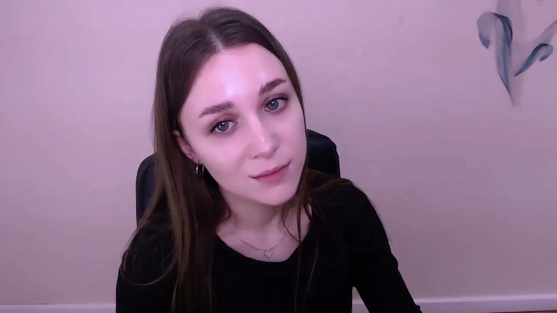 Gallery image thumbnail from AlishaXx_'s myfreecams stream on, 12/11/2025, 09:57 image 6 of 20