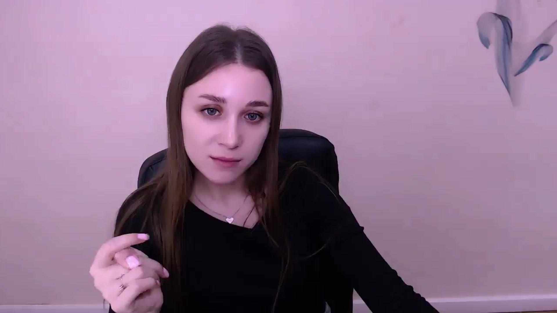 Gallery image thumbnail from AlishaXx_'s myfreecams stream on, 12/11/2025, 09:57 image 11 of 20