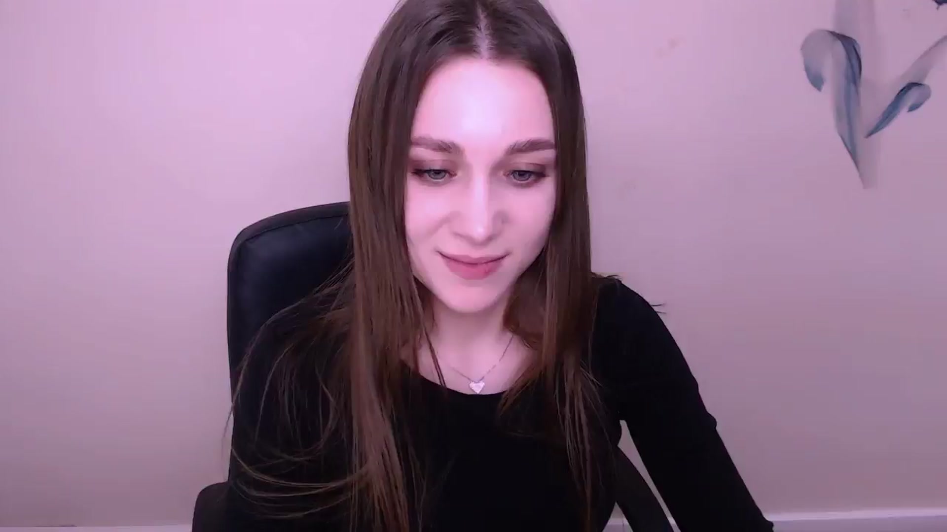Gallery image thumbnail from AlishaXx_'s myfreecams stream on, 01/01/2026, 16:47 image 14 of 20