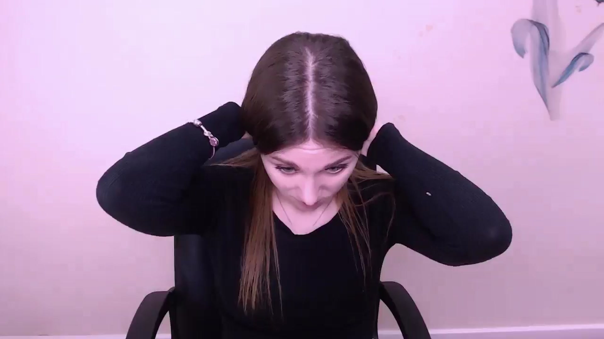 Gallery image thumbnail from AlishaXx_'s myfreecams stream on, 01/01/2026, 17:32 image 9 of 20