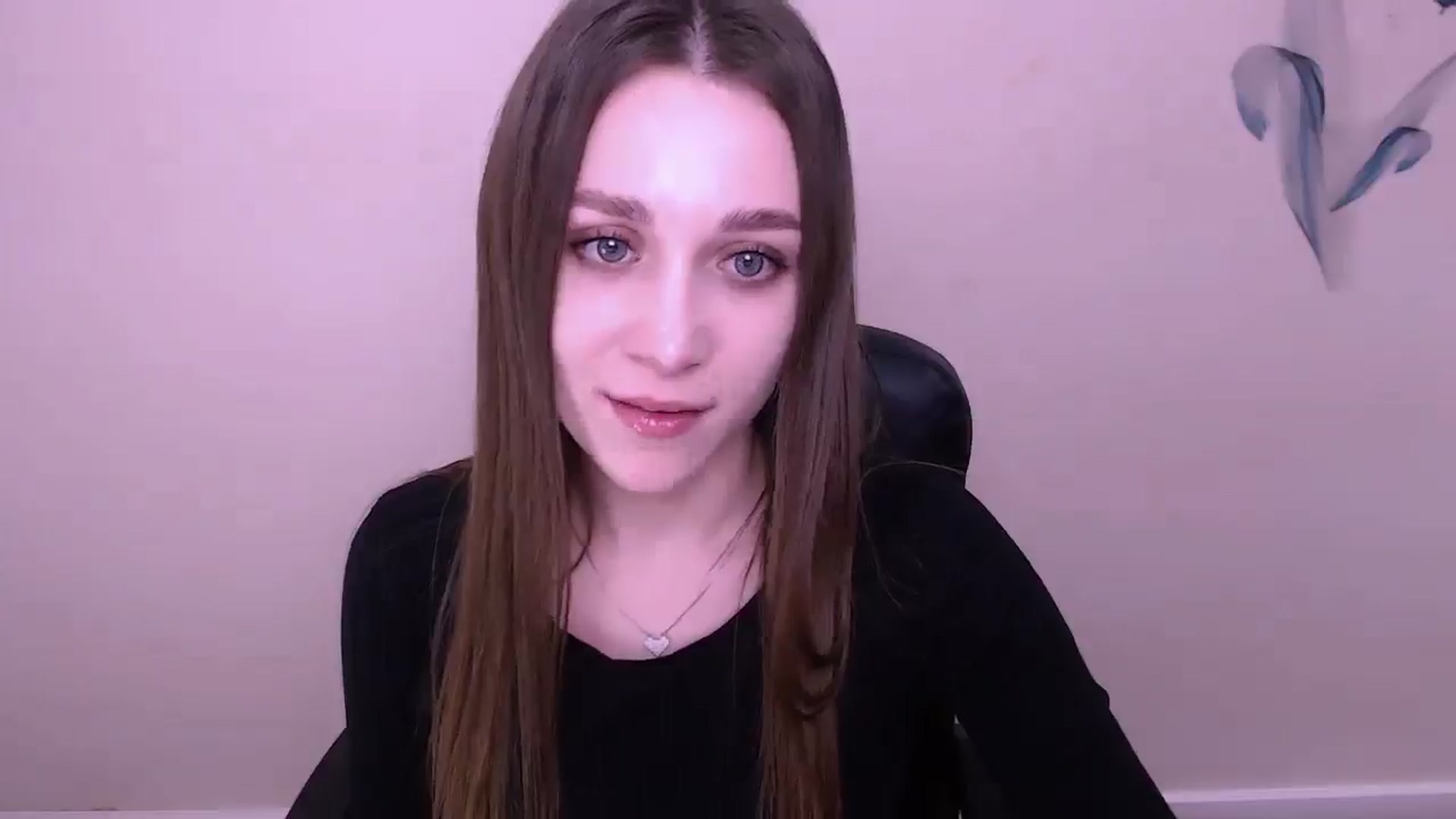Gallery image thumbnail from AlishaXx_'s myfreecams stream on, 01/01/2026, 17:32 image 16 of 20