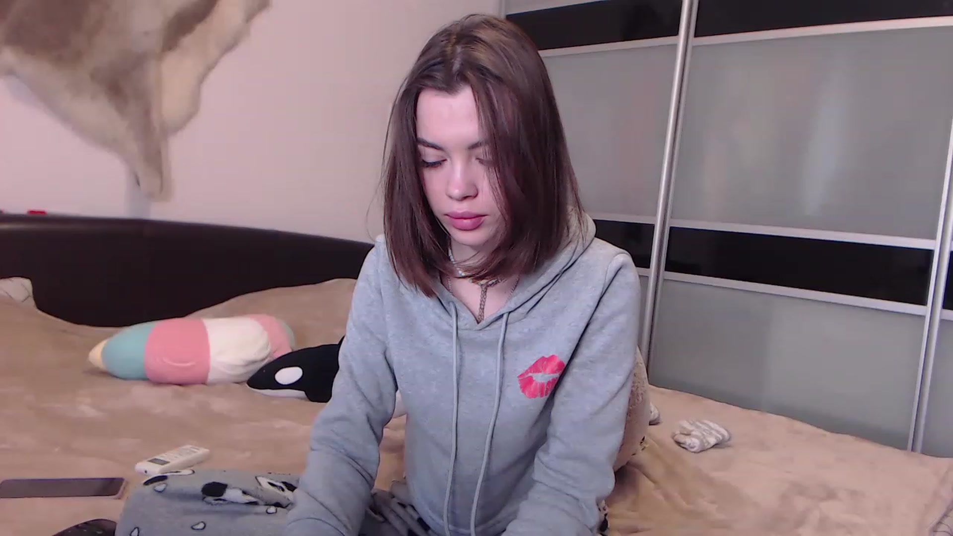 Gallery image thumbnail from Alisha_Norris's myfreecams stream on, 11/17/2022, 12:07 image 5 of 20