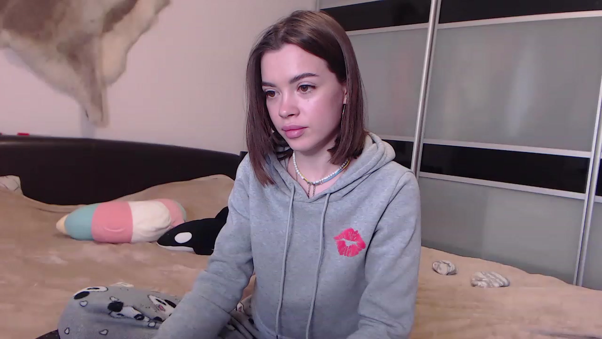 Gallery image thumbnail from Alisha_Norris's myfreecams stream on, 11/17/2022, 12:07 image 13 of 20