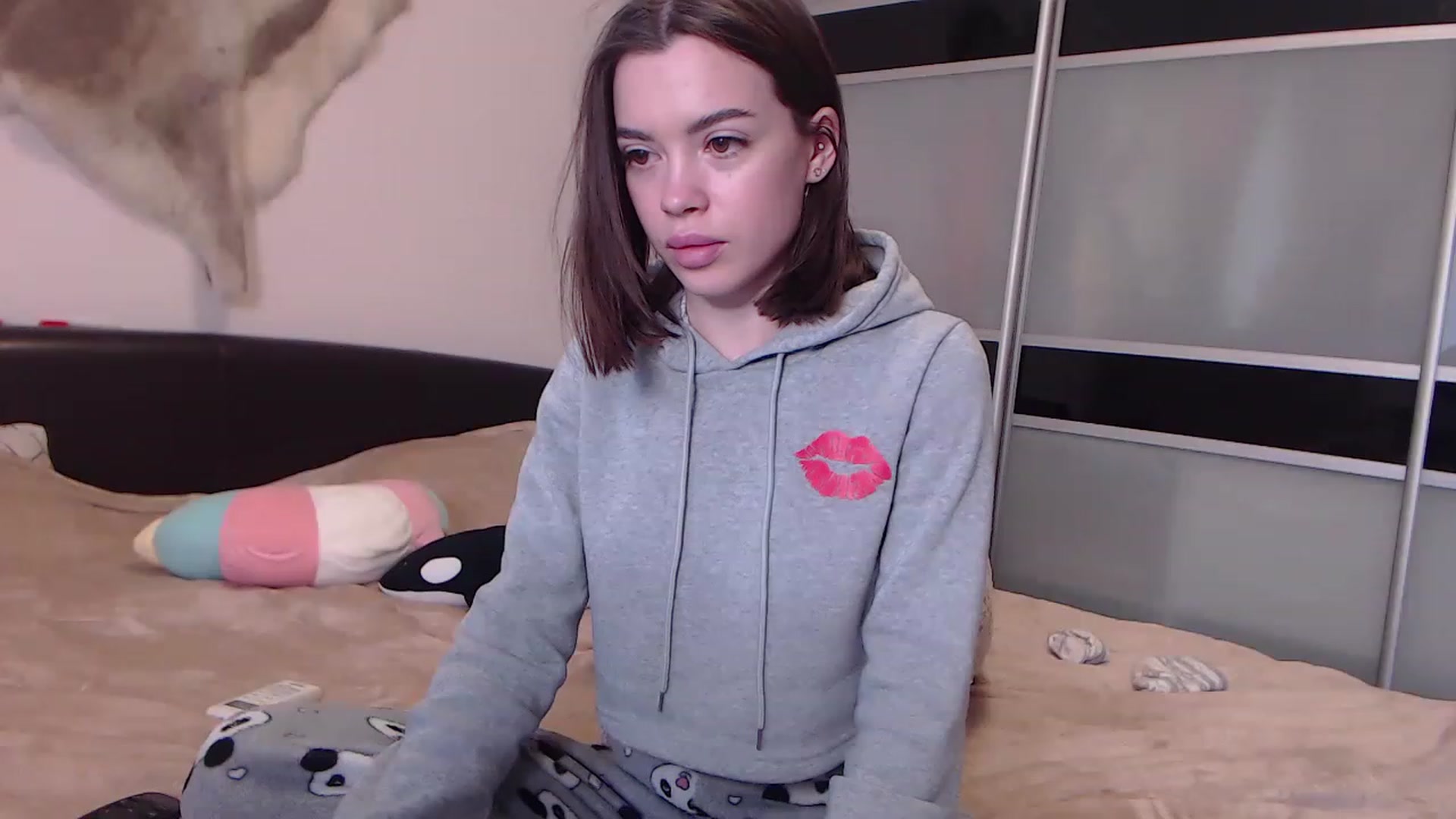 Gallery image thumbnail from Alisha_Norris's myfreecams stream on, 11/17/2022, 12:07 image 19 of 20