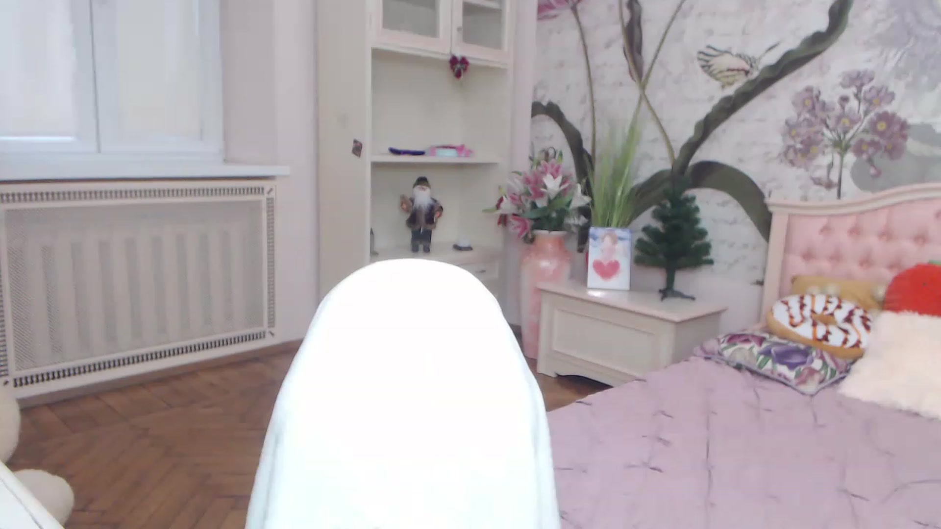 Gallery image thumbnail from Alisha_Norris's myfreecams stream on, 12/24/2022, 11:28 image 10 of 20