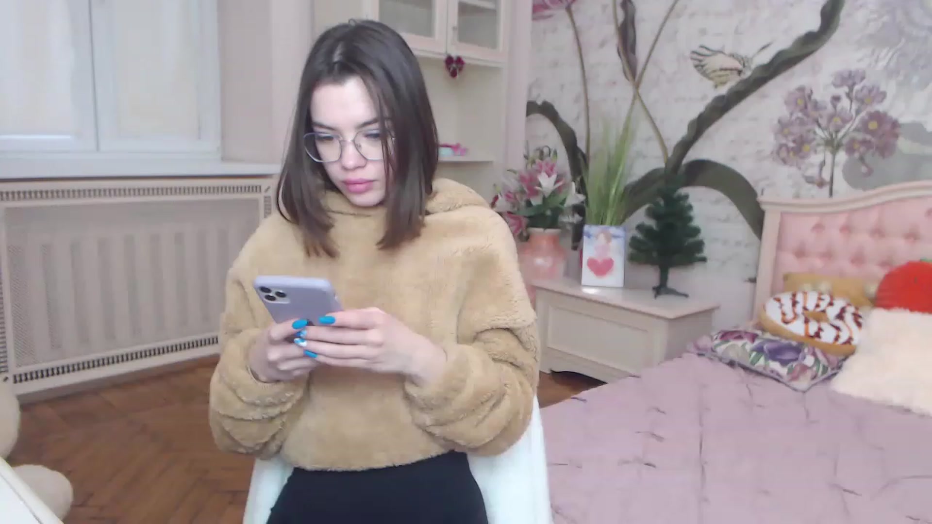 Gallery image thumbnail from Alisha_Norris's myfreecams stream on, 12/24/2022, 11:28 image 20 of 20