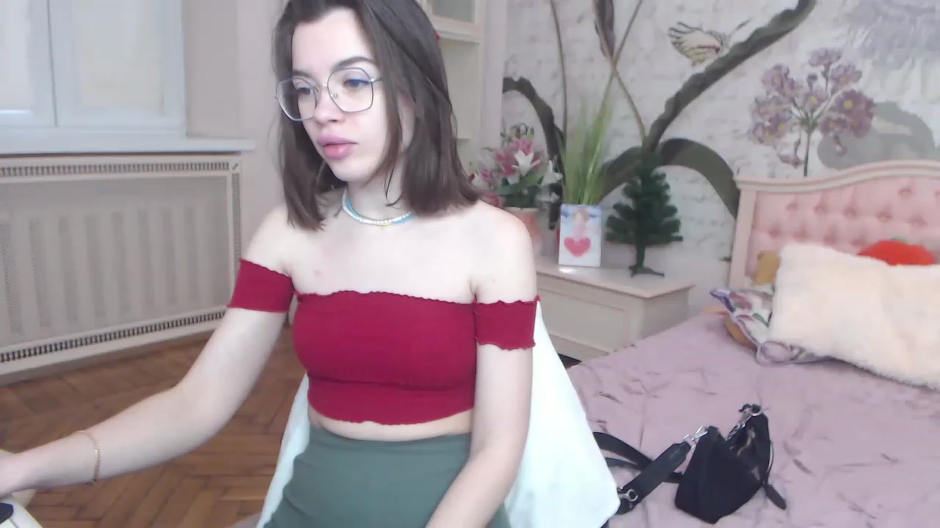 Gallery image thumbnail from Alisha_Norris's myfreecams stream on, 12/25/2022, 10:08 image 6 of 20