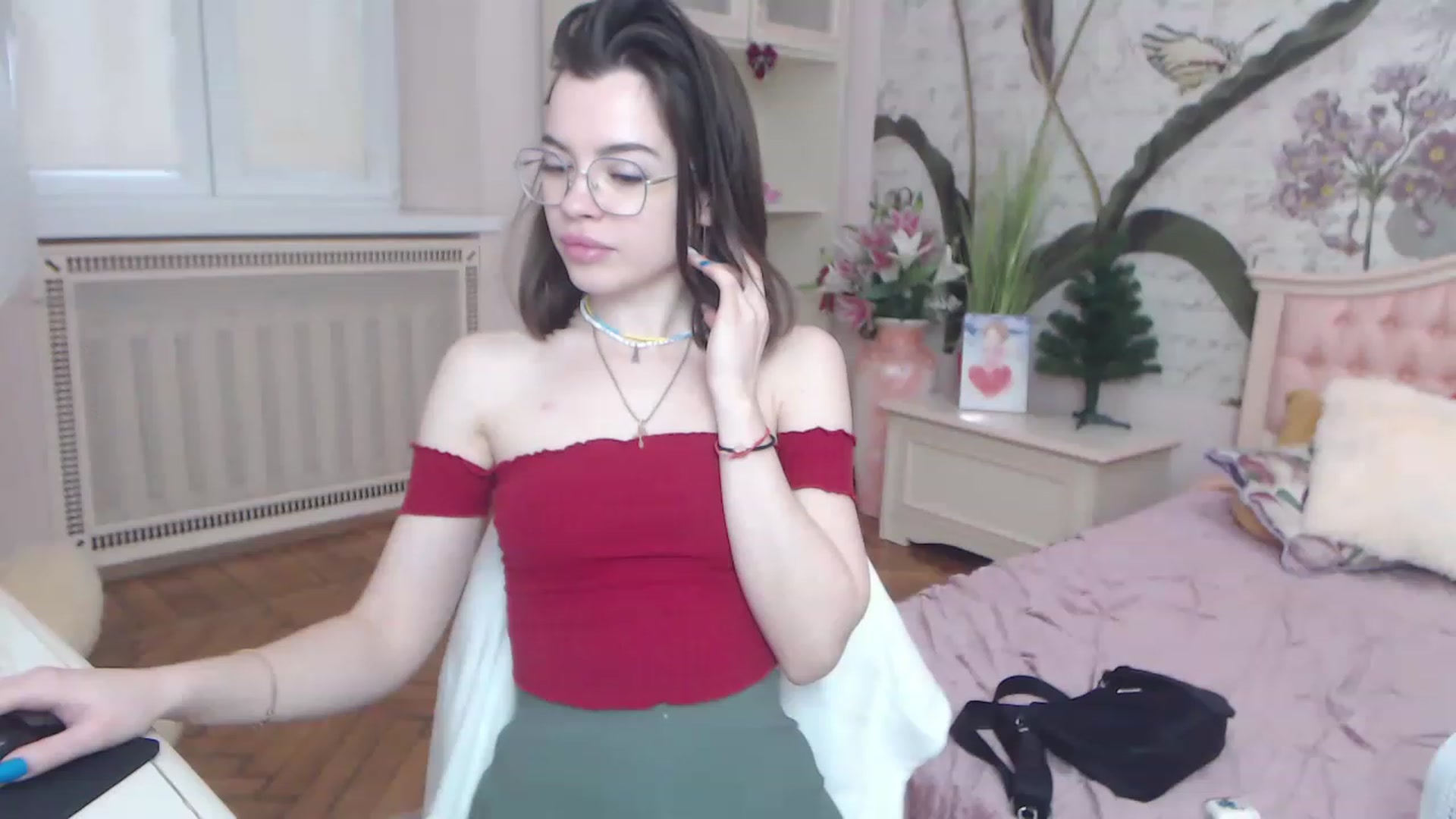 Gallery image thumbnail from Alisha_Norris's myfreecams stream on, 12/25/2022, 11:00 image 1 of 20