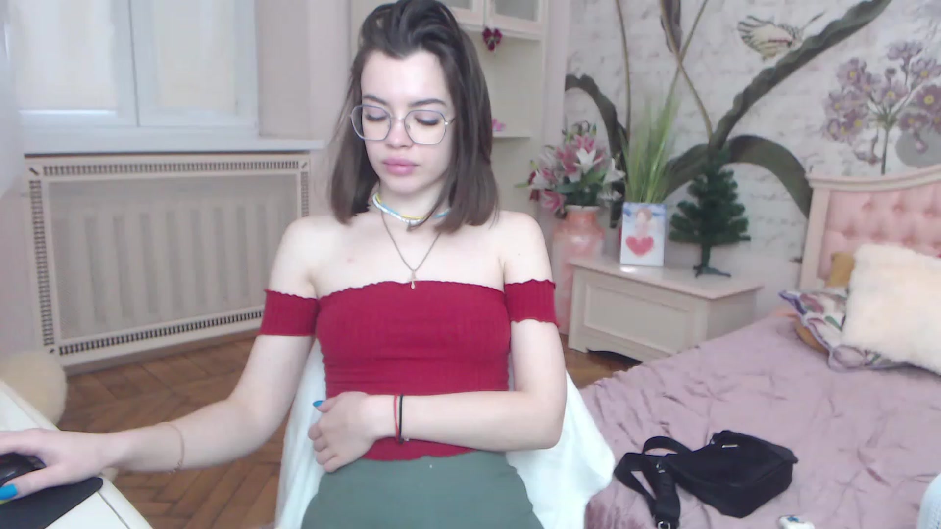 Gallery image thumbnail from Alisha_Norris's myfreecams stream on, 12/25/2022, 11:00 image 2 of 20