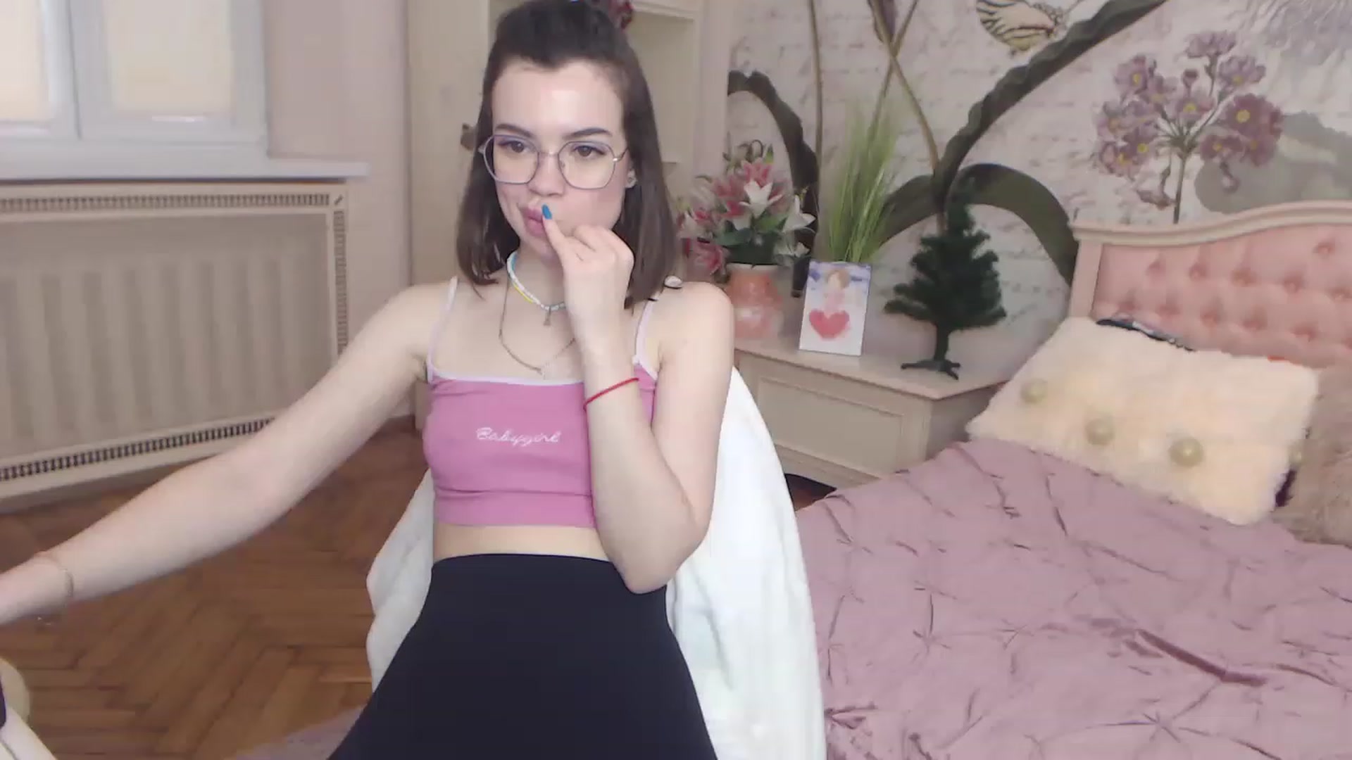 Gallery image thumbnail from Alisha_Norris's myfreecams stream on, 12/31/2022, 11:16 image 6 of 20