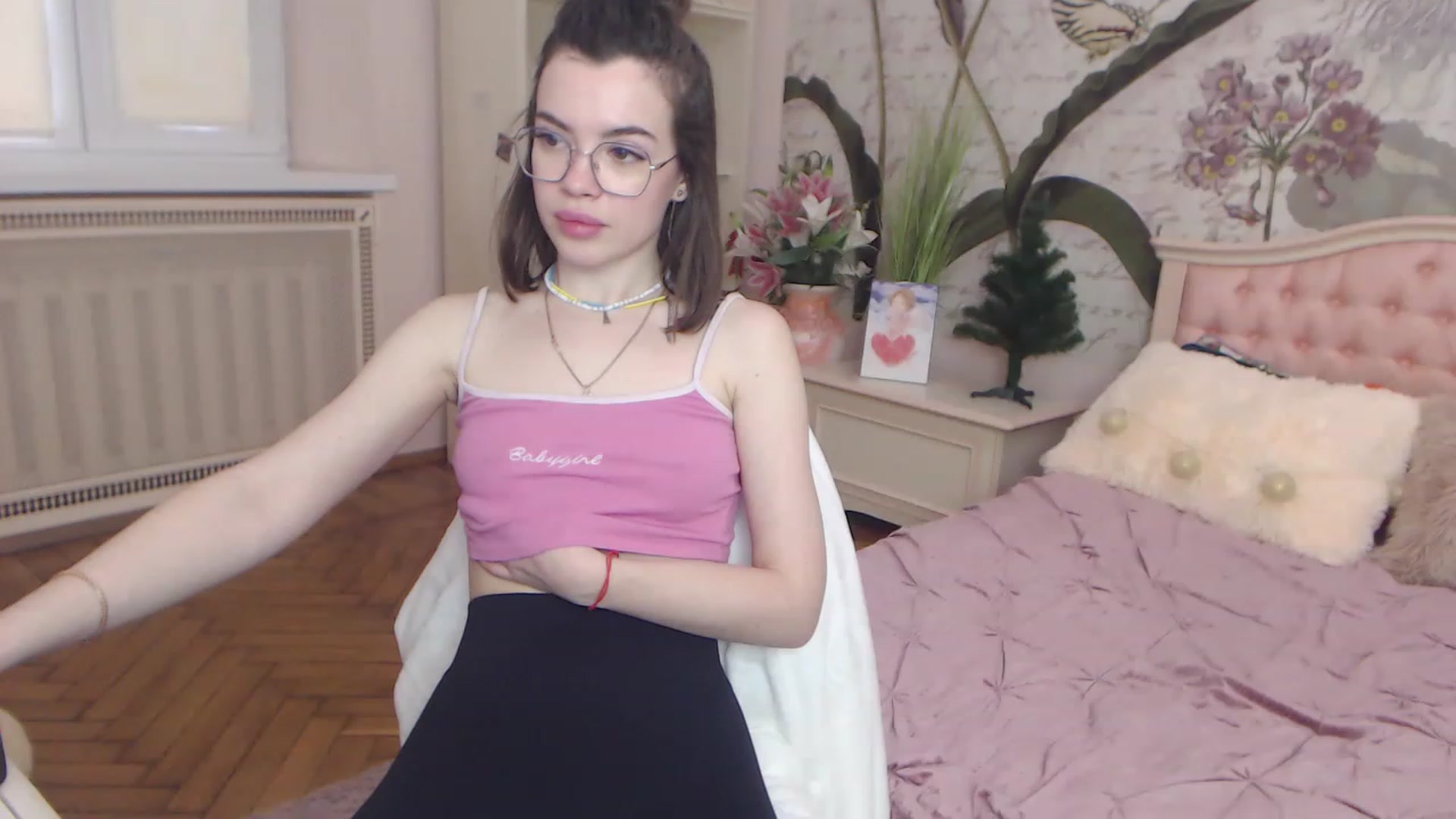 Gallery image thumbnail from Alisha_Norris's myfreecams stream on, 12/31/2022, 11:16 image 2 of 20